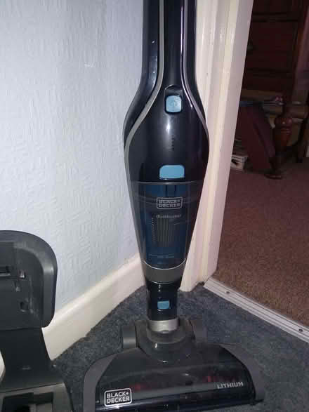 Photo of free Black and Decker 2 in 1 vacuum (Stony Stratford MK11) #2