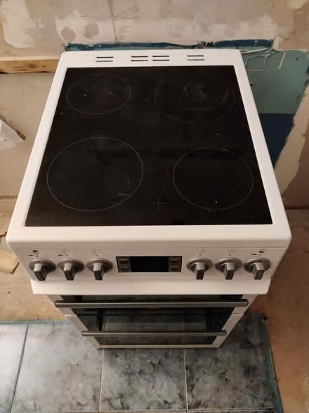 Photo of free Beko Electric Ceramic Cooker (BDVC5XNTW) - Needs a clean (Mansfield NG19) #1