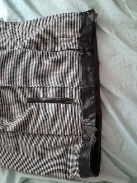 Photo of free dog-tooth check trousers (Exeter EX1) #1