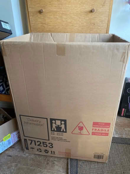 Photo of free Strong large box (High Littleton BS39) #1
