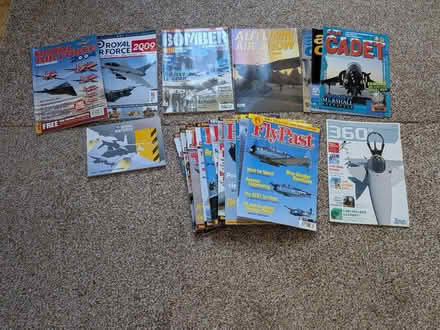 Photo of free Bundle of Aircraft related magazines from early 2000s. (Chappel CO6) #1