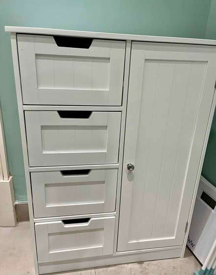 Photo of free Bathroom Cabinet (West End EH3) #1