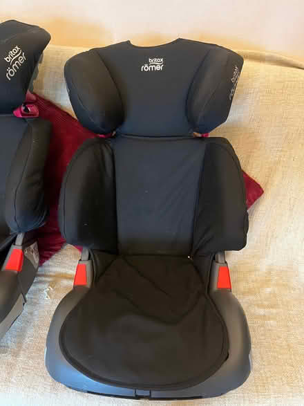 Photo of free 2 x car seats 15-36kg (Aigburth L18) #3