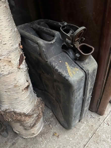 Photo of free Fuel can (WA4, Appleton) #1