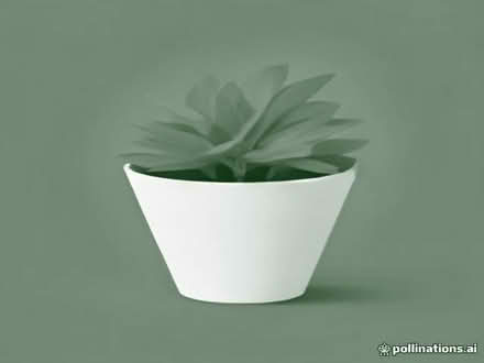 Photo of Small plastic flower pots (Malvern Link WR14) #1