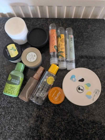 Photo of free Empty containers (Ecclesall, S11) #1