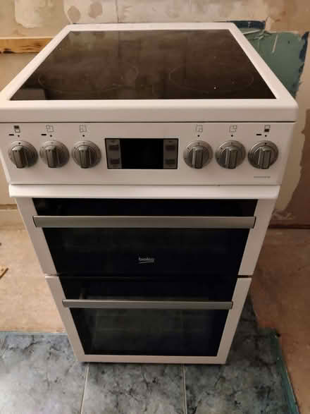 Photo of free Beko Electric Ceramic Cooker (BDVC5XNTW) - Needs a clean (Mansfield NG19) #2