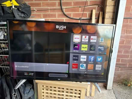 Photo of free Bush TV - 40” (DE757TL) #1