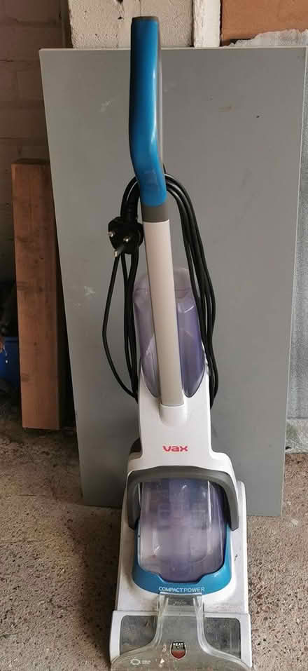 Photo of free Wet carpet cleaner (B80 7ly) #1