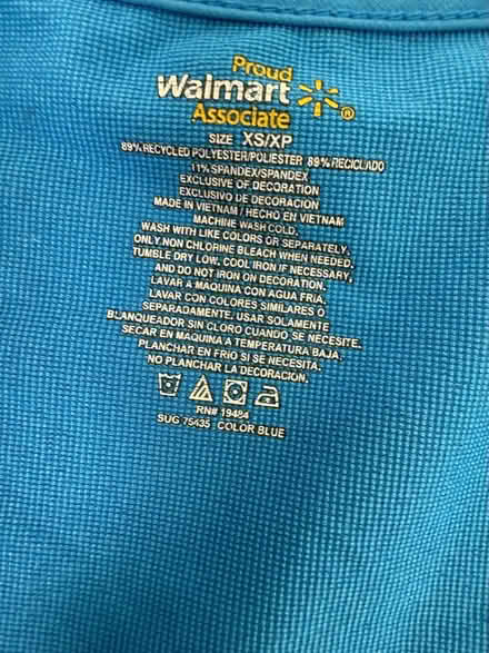 Photo of free Walmart zippered vest w pockets (Valencia Avenue, Sunnyvale) #2