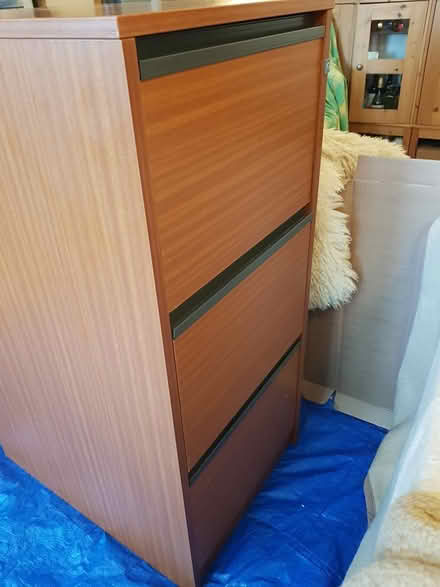 Photo of free 3 drawer filing cabinet (Stroud GL5) #2
