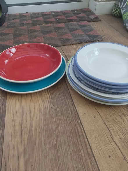 Photo of free Mix of plates and bowls (West Hallam DE7) #1