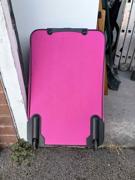 Photo of free Pink Suitcase (DE757TL) #3