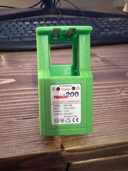 Photo of free Battery Charger SW4 (Clapham North SW4) #1