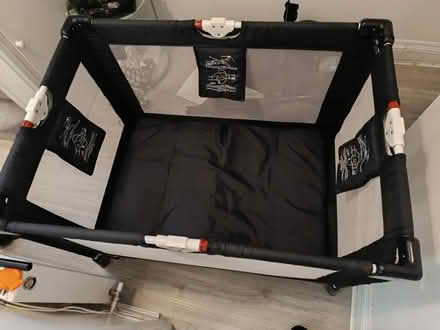 Photo of free Play pen (N226EX) #1