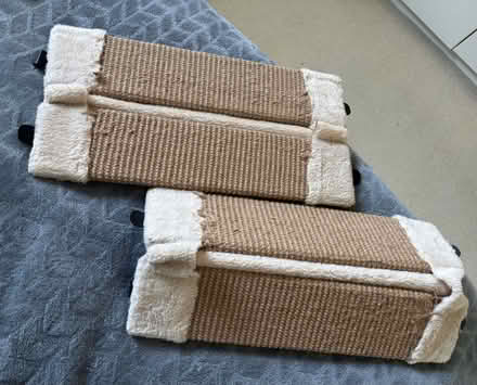 Photo of free Pets at Home Cleo corner cat scratcher posts (Ware SG12) #2