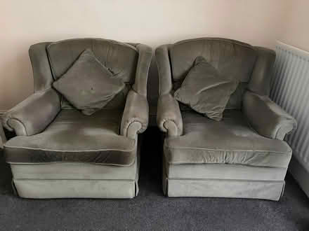 Photo of free 3-Seater Sofa & 2 Armchairs (Saltburn-by-the-Sea TS12) #4