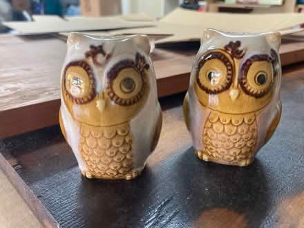 Photo of free Ceramic L salt and pepper shakers (Foothill Boulevard Cupertino) #1