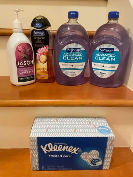 Photo of free 5 self-care items (Laurelhurst, 1 mi s of uvill.) #1