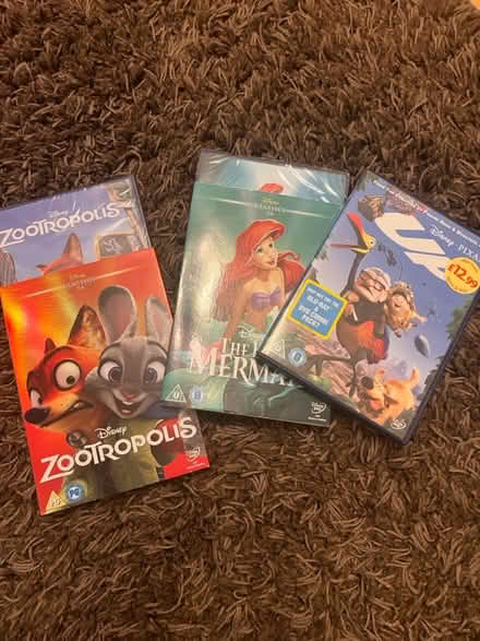 Photo of free Kids’ DVDs (Hemel, HP3) #1