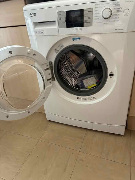 Photo of free Beko WNB 714422W Washing Machine (Redditch, B98) #2
