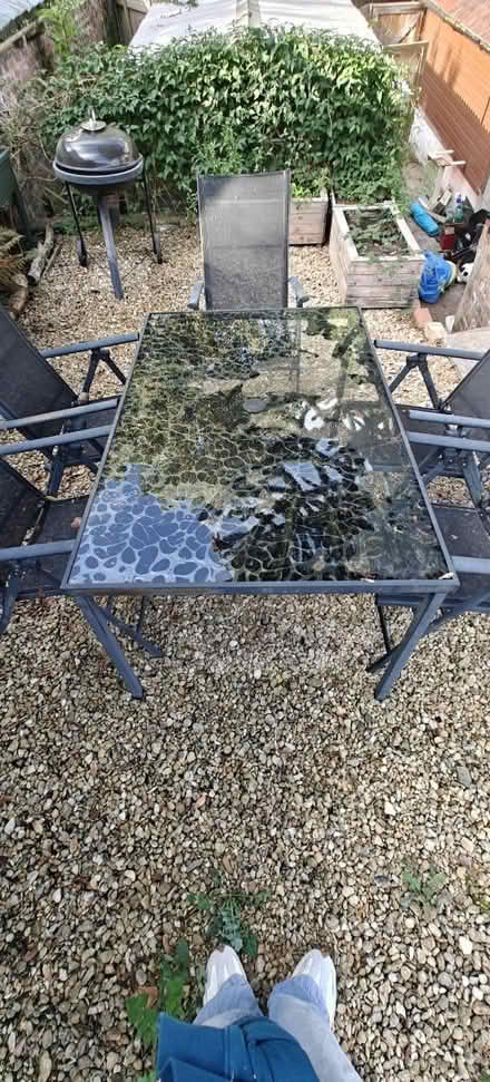 Photo of free Garden table and chairs BS4 (BS4) #1