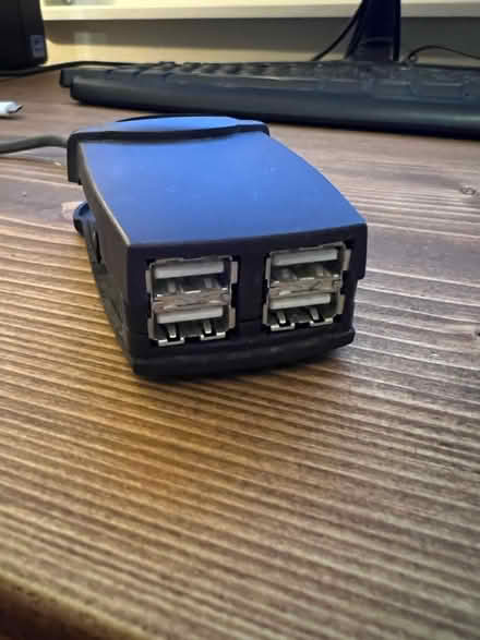 Photo of free Pocket USB Hub (Clapham North SW4) #2