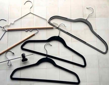 Photo of Hangers (32224) #1