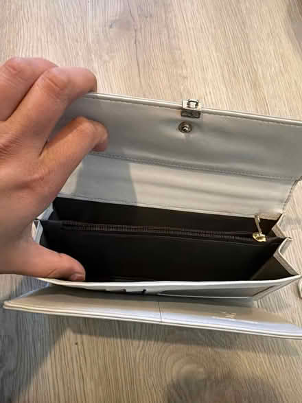 Photo of free Wallet (Bellina Mews NW5) #3