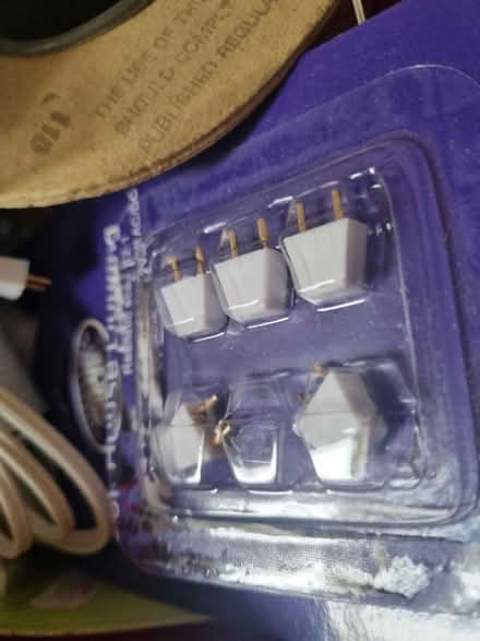 Photo of free Dolls house lighting wires etc (Ramsgate CT12) #3