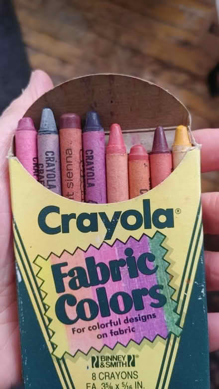Photo of free Fabric crayons (Trinity Bellwoods) #3