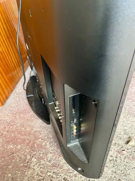 Photo of free Sony Bravia tv (Cleghorn ML11) #2