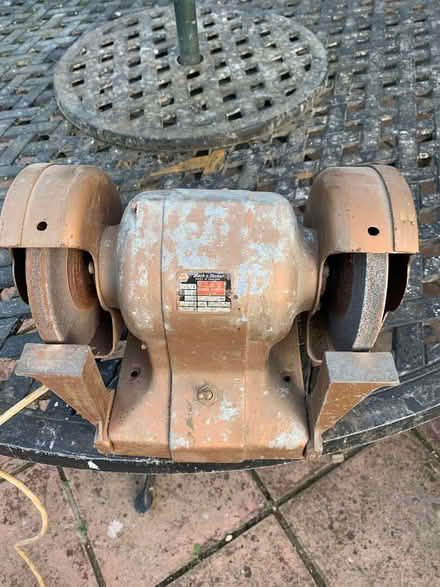 Photo of free Bench grinder (Ospringe ME13) #1