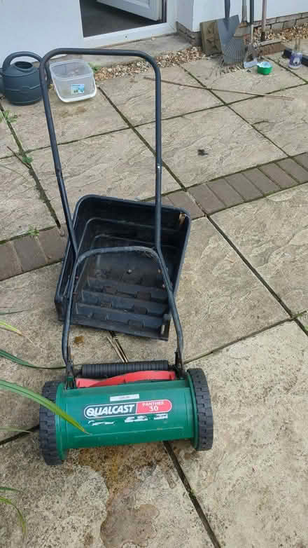 Photo of free Push mower (Trowbridge BA14) #1