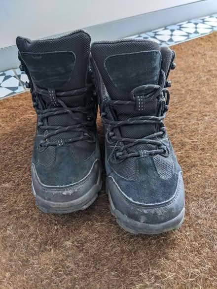 Photo of free Children's walking boots, size 5 (Kennington OX1) #3