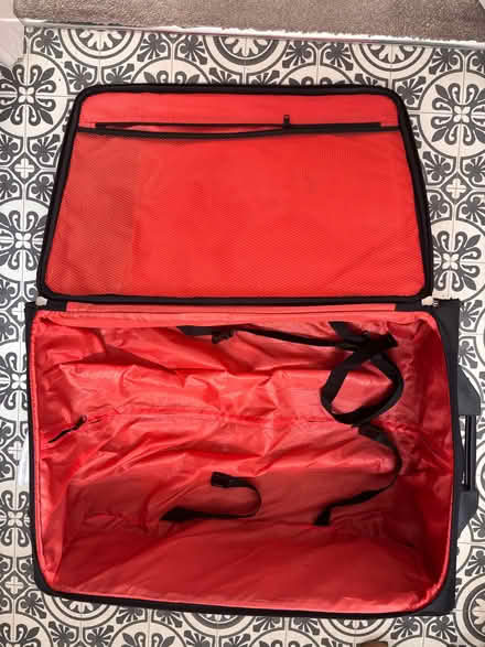 Photo of free Functioning suitcase (Carlisle CA3) #2