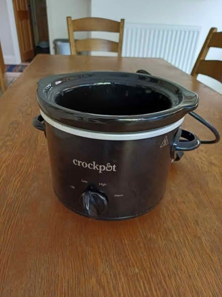Photo of free Small Crockpot (Bedford MK41) #1