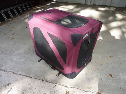Photo of free Dog crate / pen needs repair (Hanley Castle WR8) #1