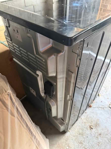 Photo of free Hotpoint double oven electric cooker (Redcar and Cleveland TS10) #1