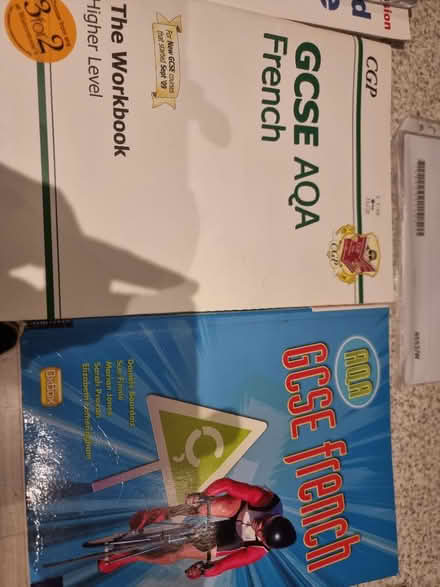 Photo of free AQA GCSE French books (Sale M33) #1