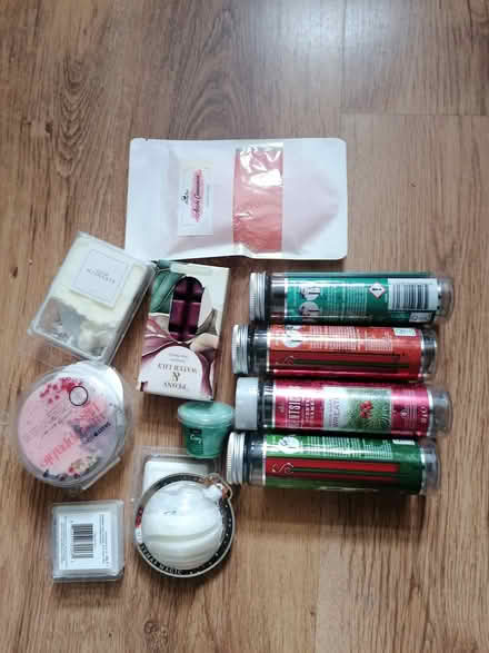 Photo of free Selection of Scentsicles & wax melts (Ballyhackamore BT5) #1