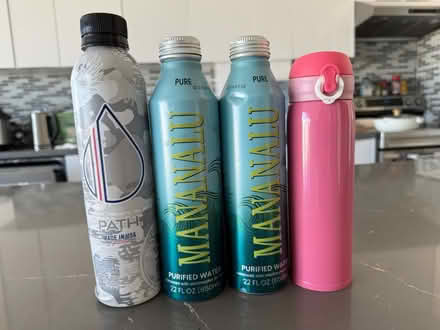 Photo of free Water bottles & thermos (Lakeside drive in Oakland) #1