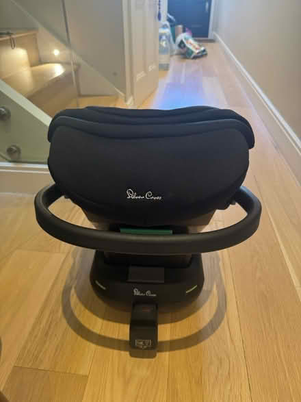 Photo of free Baby car seat (W12) #2