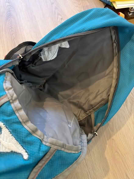 Photo of free High Sierra backpack (Bellina Mews NW5) #2