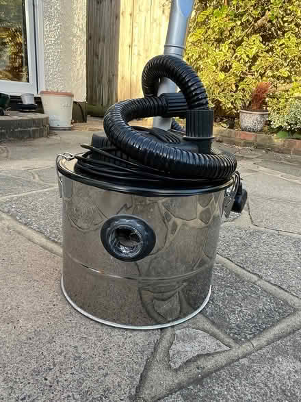 Photo of free Ash vacuum cleaner (Bromley BR2) #1