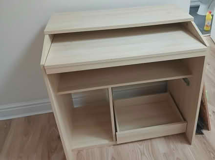 Photo of free Small desk (Kingsway BA2) #1