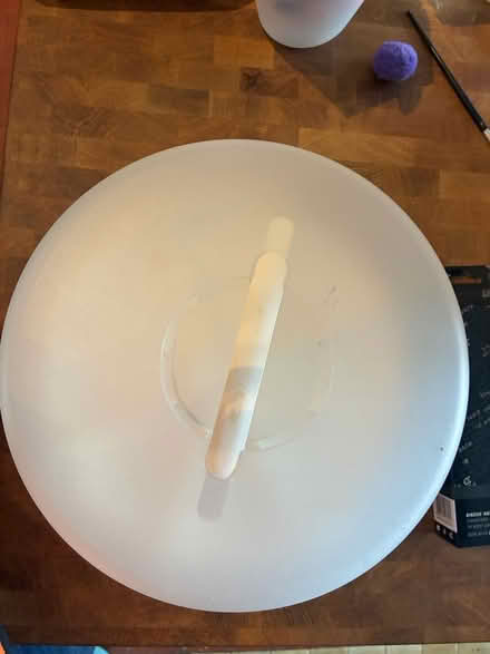 Photo of free Large cake carrier (Bournville B30) #2