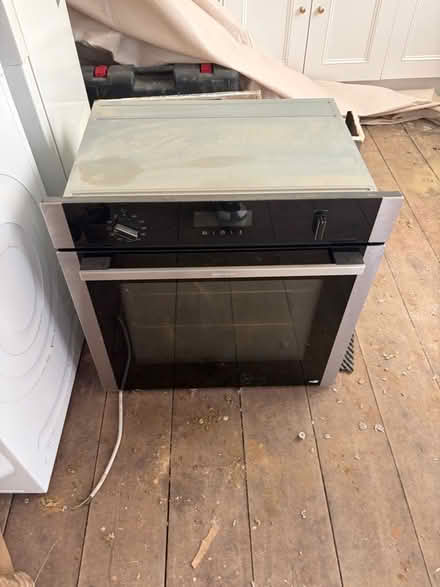 Photo of free NEFF N50 built-in electric oven – pyrolytic self-cleaning – (Bishop's Stortford CM23) #1