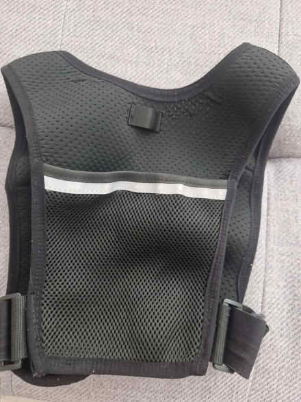 Photo of free Running vest (SE10) #2