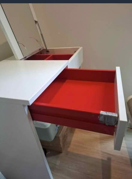 Photo of free White Dressing Mirror (Leith EH6) #1